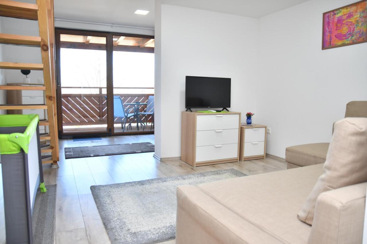 Foeveny Apartmanok Balatonfůzfő Extérieur photo