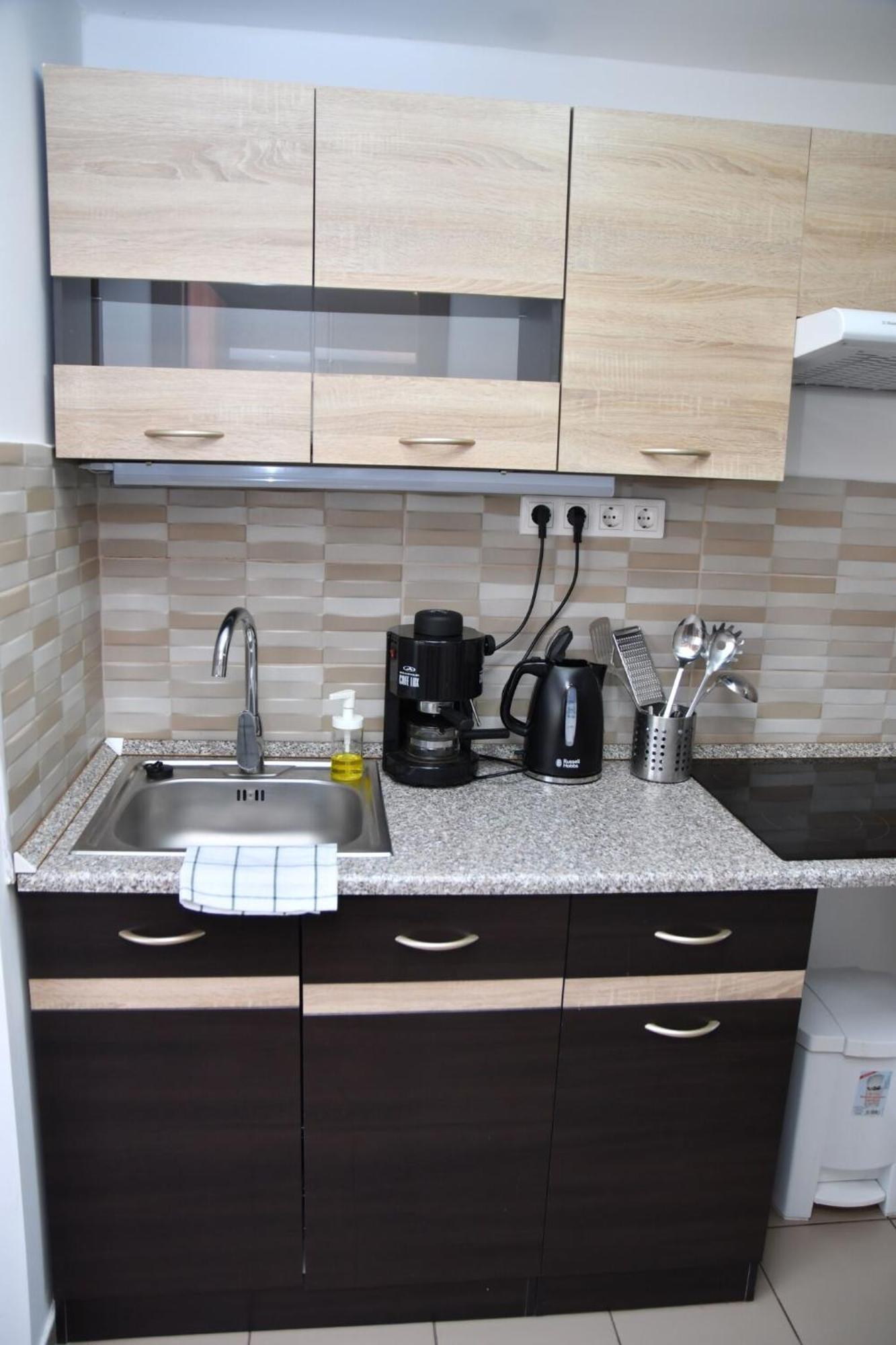 Foeveny Apartmanok Balatonfůzfő Extérieur photo