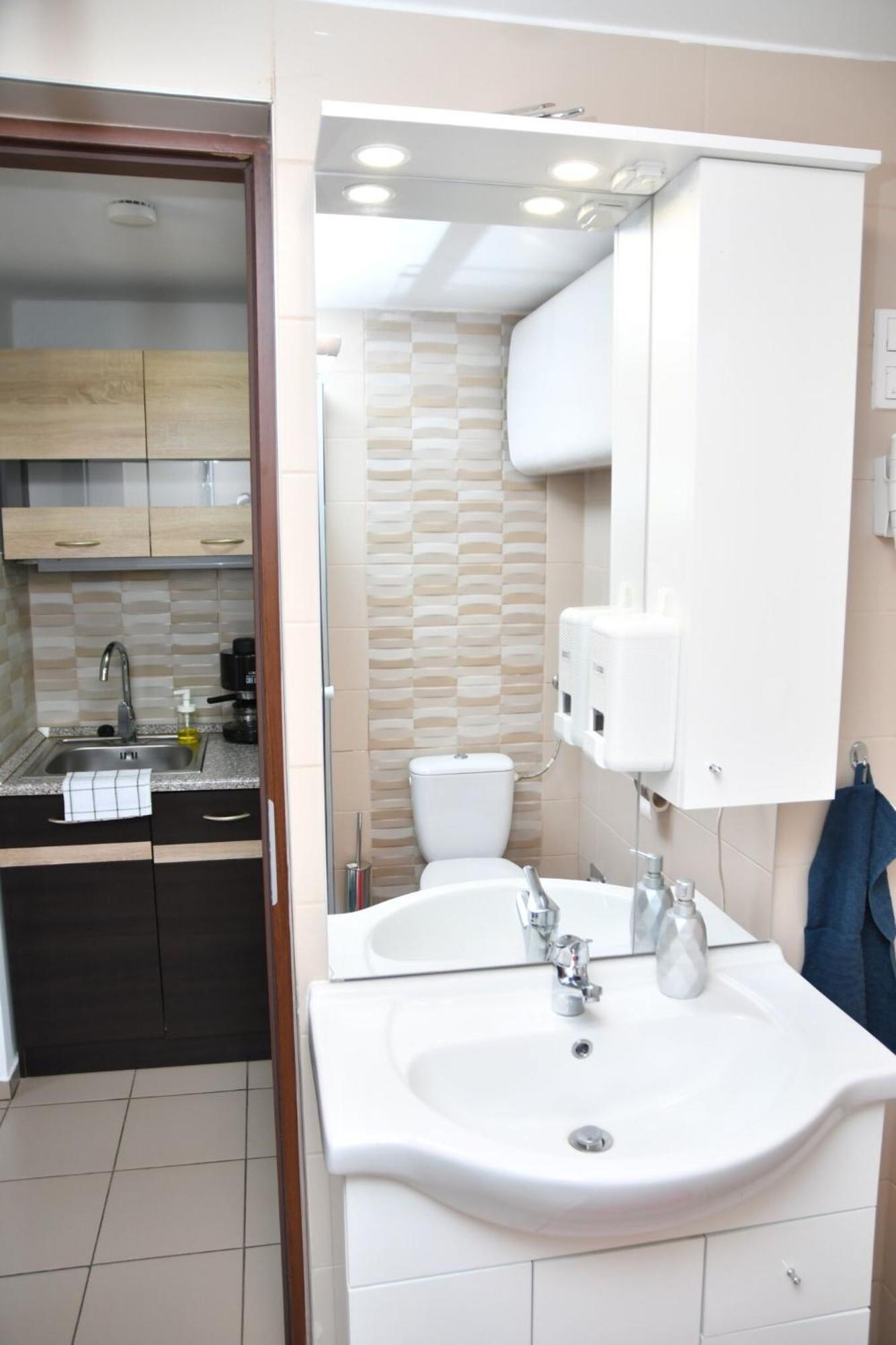 Foeveny Apartmanok Balatonfůzfő Extérieur photo