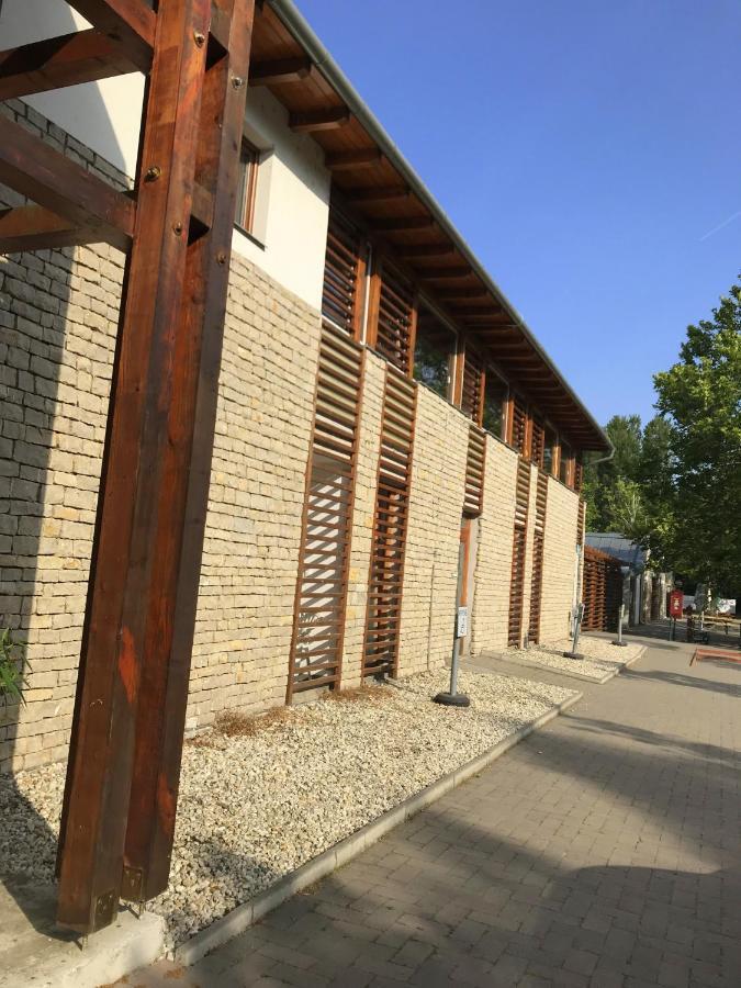 Foeveny Apartmanok Balatonfůzfő Extérieur photo
